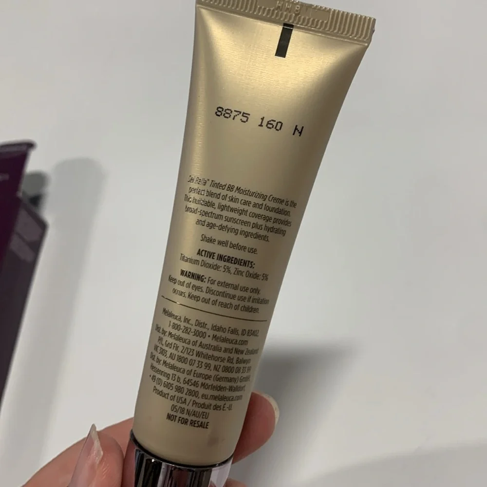 Sei Bella -‎ Tinted BB Cream - 160N Melaleuca M-45